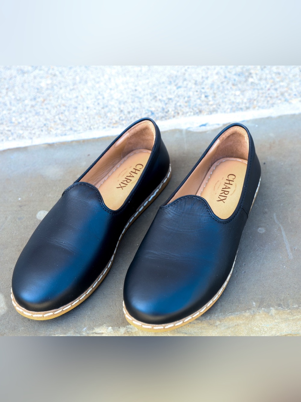 CHARIX Black Slip-On Women's Loafers with Espadrille Trim